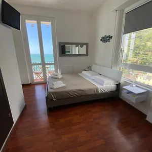 Sollevante Pensión Riomaggiore